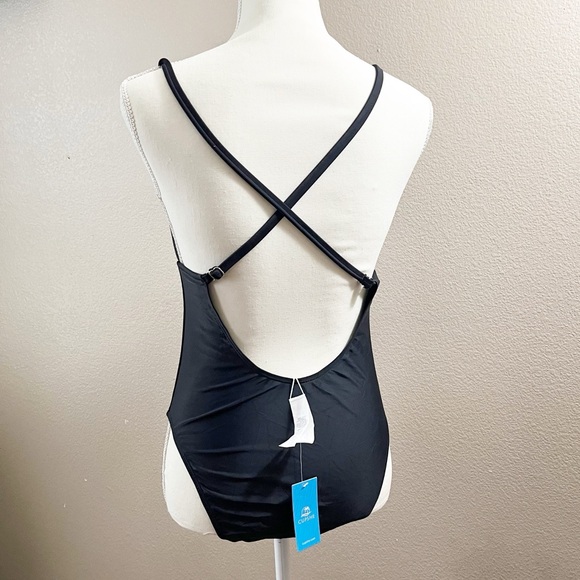 NWT Cupshe Black one piece cross strap deep v-neck swimsuit - Picture 6 of 8